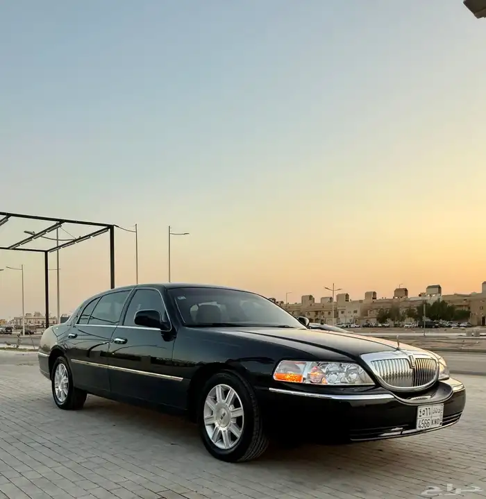 لينكون تاون كار لارج L ( مخزن 95الف ) سعودي 2011 بدي وكالة 10