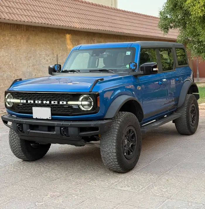 للبيع برونكو وايلد تراك مخزن ماشي 35 الف 0