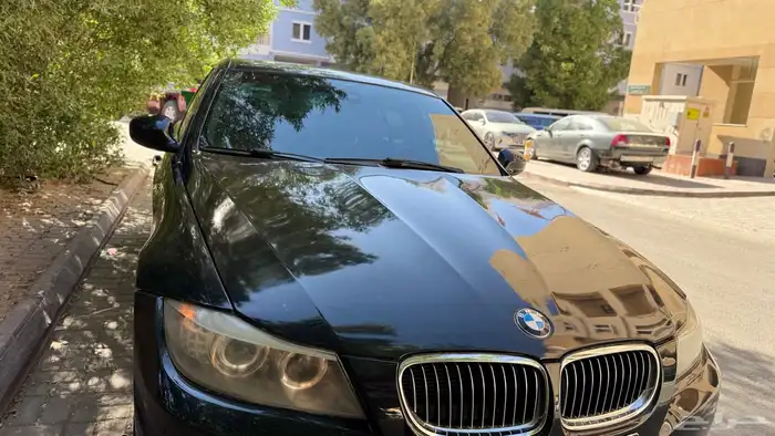 للبيع BMW 323 i بي ام 323 2011 15