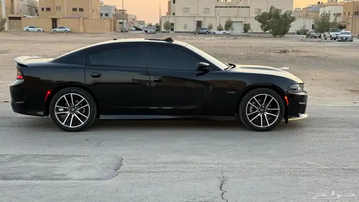 تشارجر 2023 RT للبيع 4