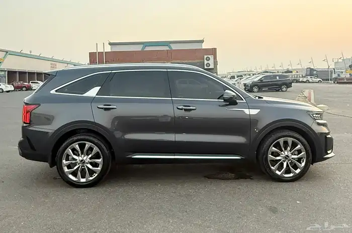 كيا سورنتو ( ديزل ) 2021 شبه جديدة للبيع 7