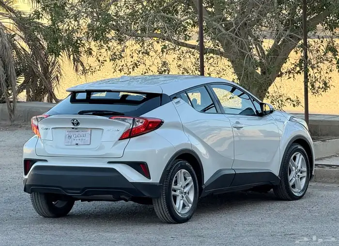 تيوتا C-HR موديل 2022 هايبرد 5