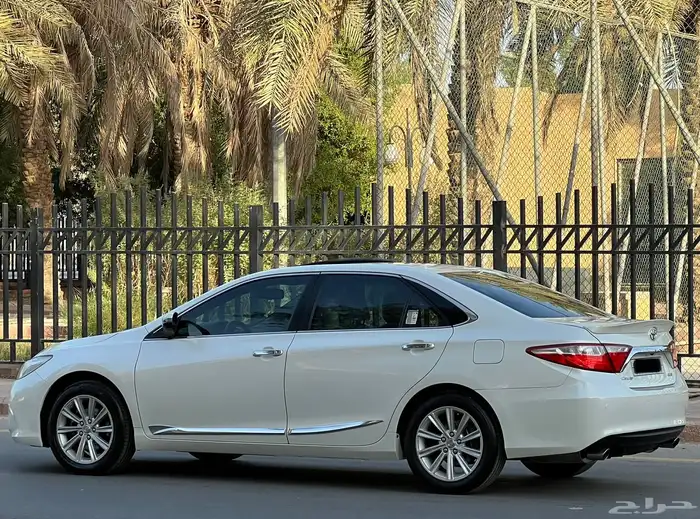 تويوتا كامري 2017 فل سعودي 4