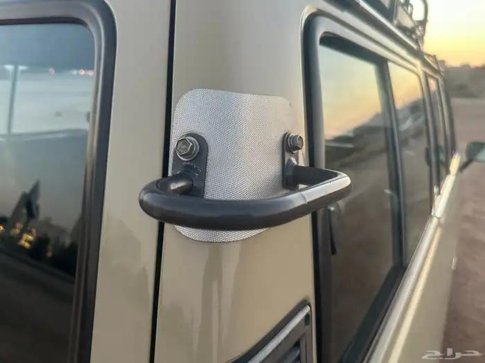 لاندكروزر صالون 1984 مخزن (للمشاهدة والمتعة فقط) 34