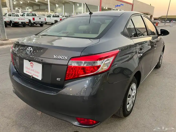 تويوتا يارس 2017 استاندر 6