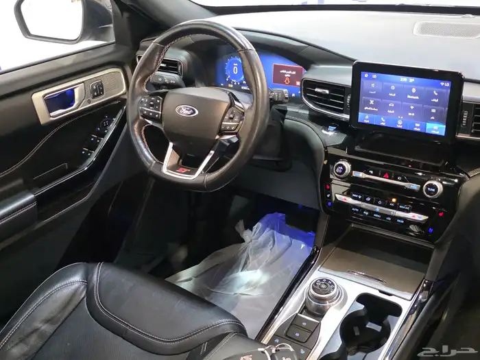 فورد 2022 اكسبلورر ST بحالة الوكالة 17