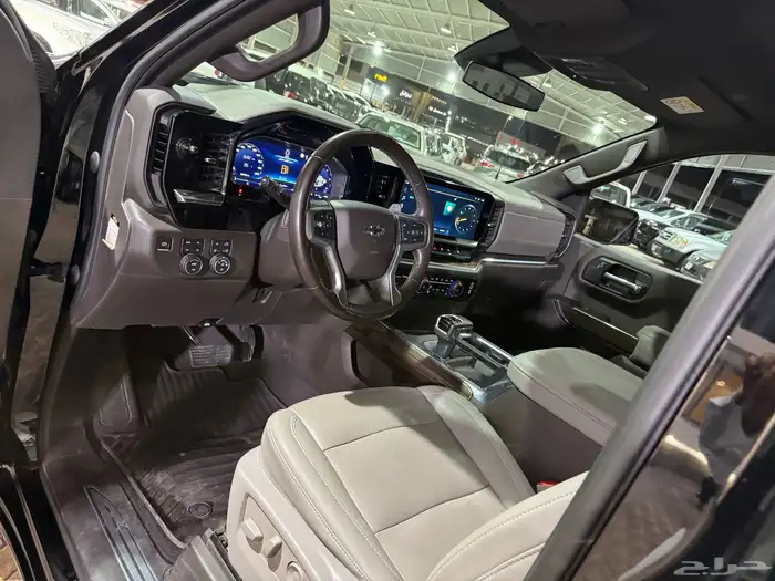 شيفورليه سلفراد تريل بوس بلاك موديل 2023 25