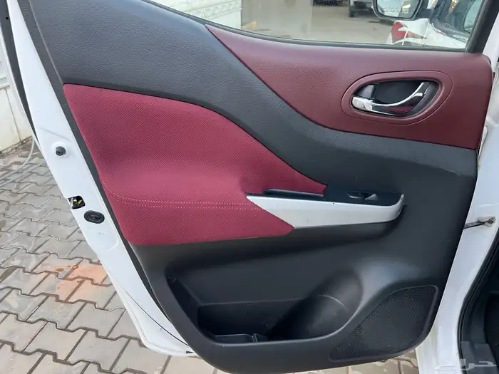 نافارا 2019 ديزل دبل دفلك نظيف جدا لدى قمة الاطلال 24