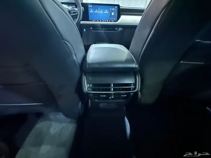 فورد تورس موديل 2023 ترند 23