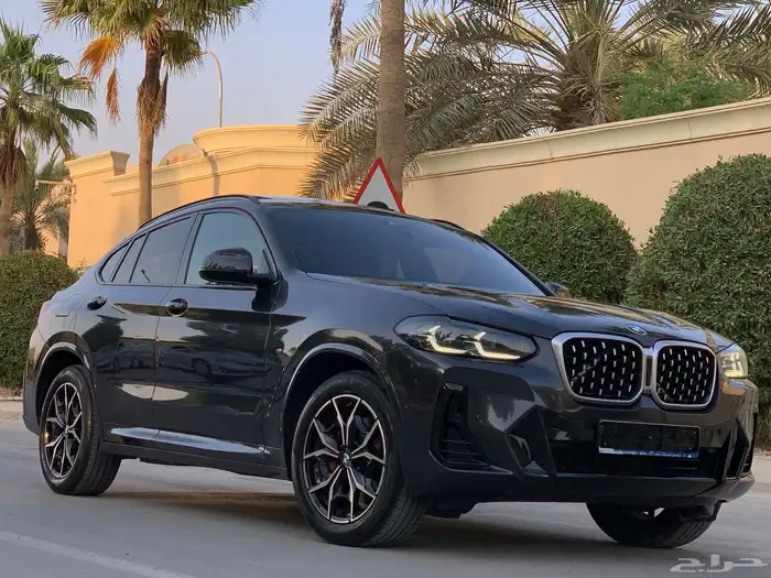 BMW X4 2022 نظييف جدا 23