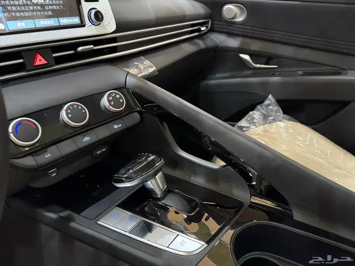 هونداي النترا 2025 فتحه سقف جديد 18