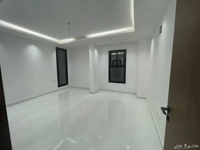 فيلا للإيجار المشرقية بحي الجنادرية 32