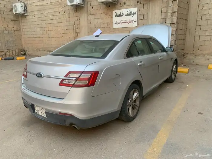 للبيع فورد موديل 2013 0