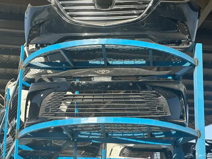 صدام كامري 2025 وكاله لون اسود 0