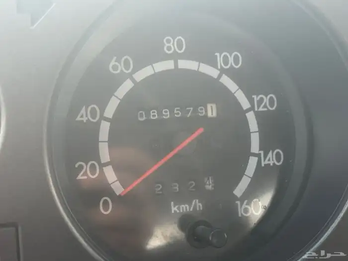 لاندكروزر صالون 1984 مخزن (للمشاهدة والمتعة فقط) 17