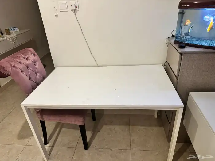 طاولة للبيع 0