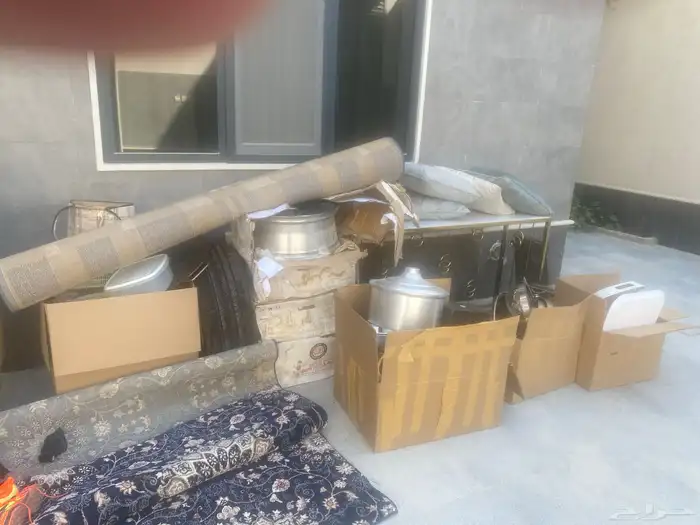 كنب زوالي صغيره دالوب جنوط سياره كروم مواعين مدخل منزل 3