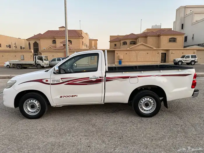 هايلكس 2015 GL باسم المالك الاول 4