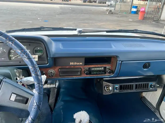 هايلوكس 1982 0