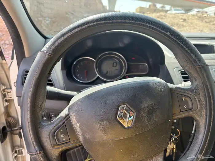 رينو فلونس 2014 نصف فول 3