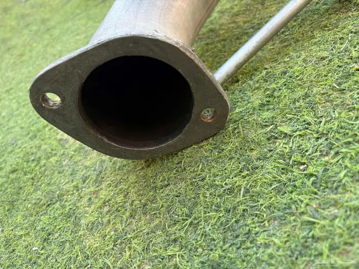 مخرج دبة شكمان 1