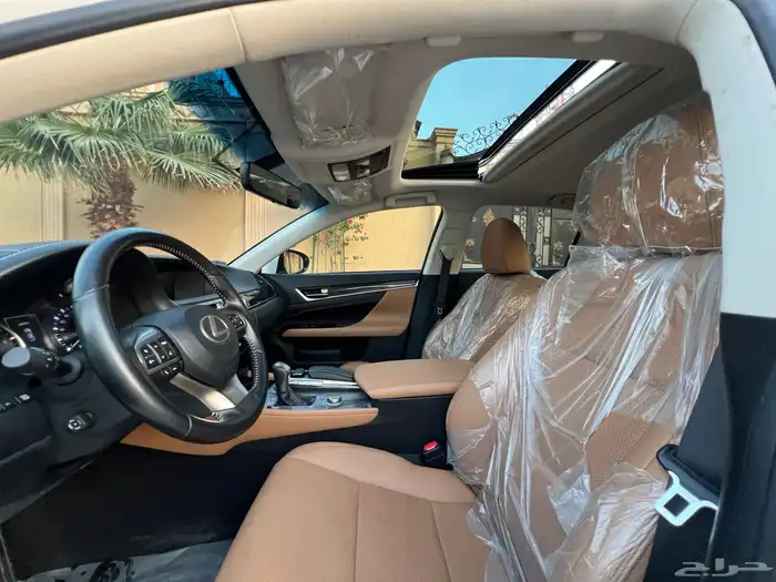 لكزس GS300 فل 2018 سعودي 19