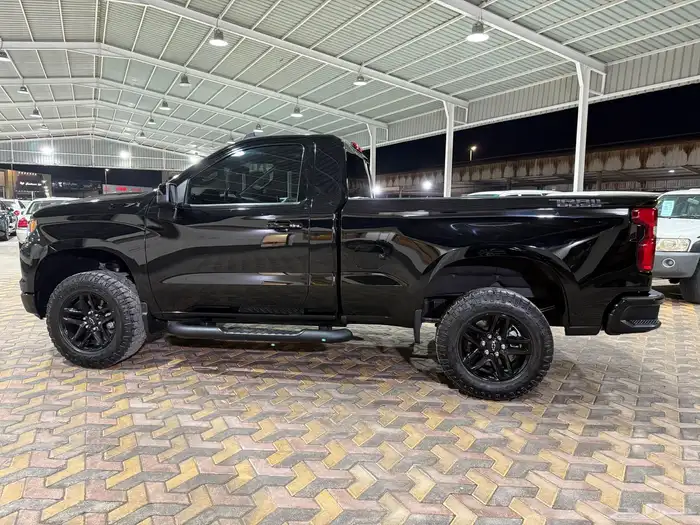 شيفورليه سلفراد تريل بوس بلاك موديل 2023 14