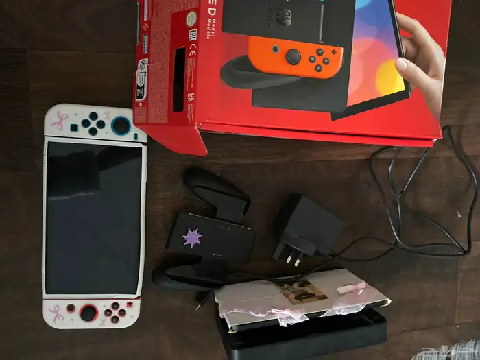 نينتدو سويتش اسود 2