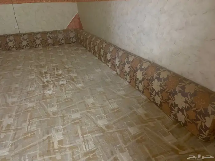 اعرض لكم فرشه ومساند 2