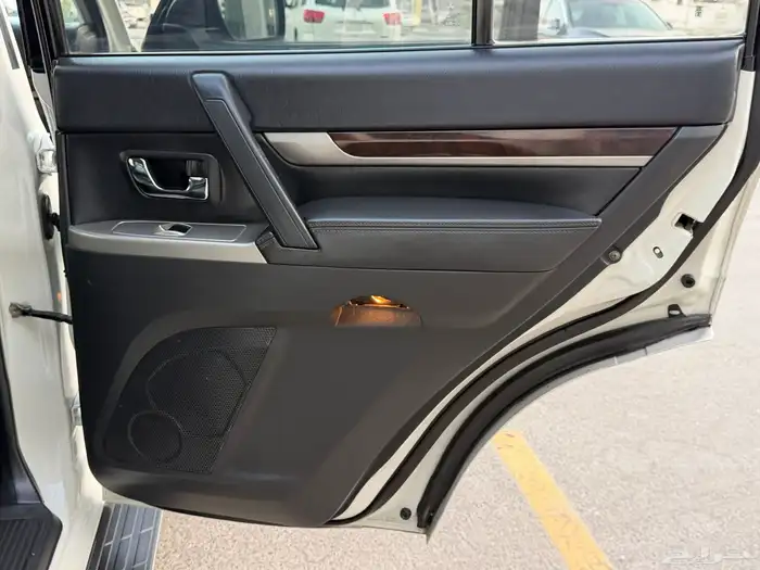 باجيرو 2017 فل كامل نضييف للمستخدم 30