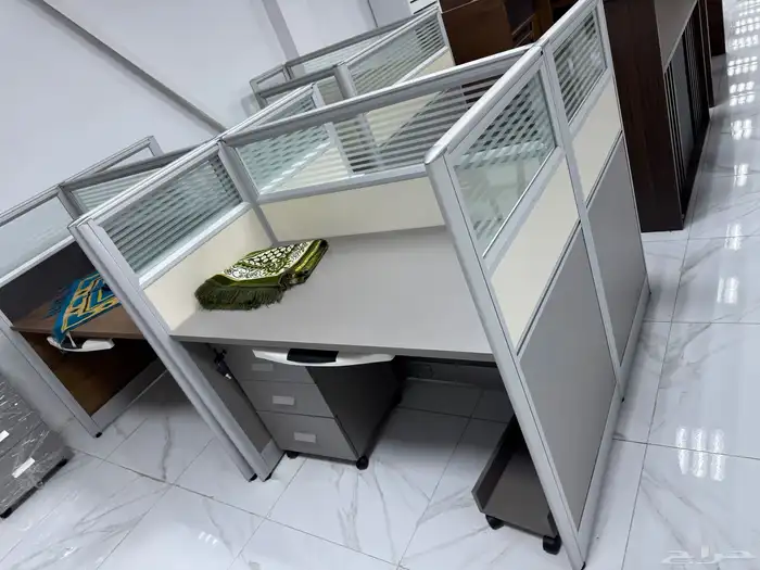 اثاث مكتبي وحدة عمل ثنائي وحدة عمل رباعي متوفر 9