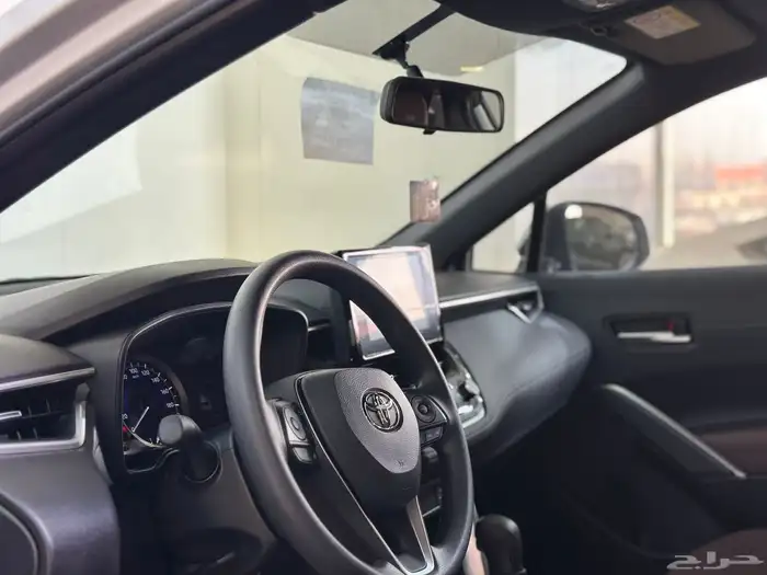 تويوتا كورولا كروس LE هايبرد 2025 2