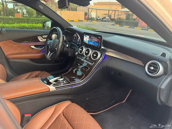 مرسيدس c300 ابيض AMG 8