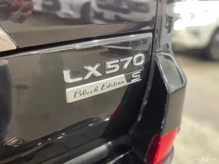 لكزس LX570 2020 بلاك أديشن 6