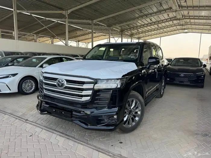 لاندكروزر (2025) L5 خليجي الساير كاش وأقساط البنوك 1