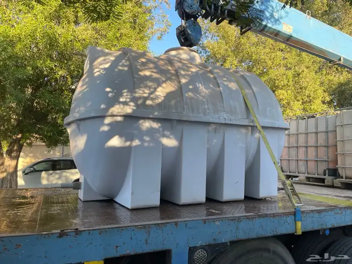 خزانات ماء 1000 و 4000 لتر 1