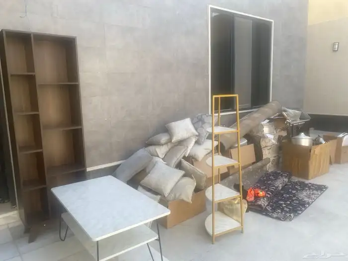 كنب زوالي صغيره دالوب جنوط سياره كروم مواعين مدخل منزل 2