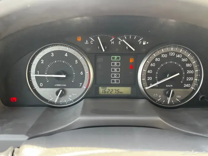 تويوتا جى اكس ار رقم 1 بنزين موديل 2021 20