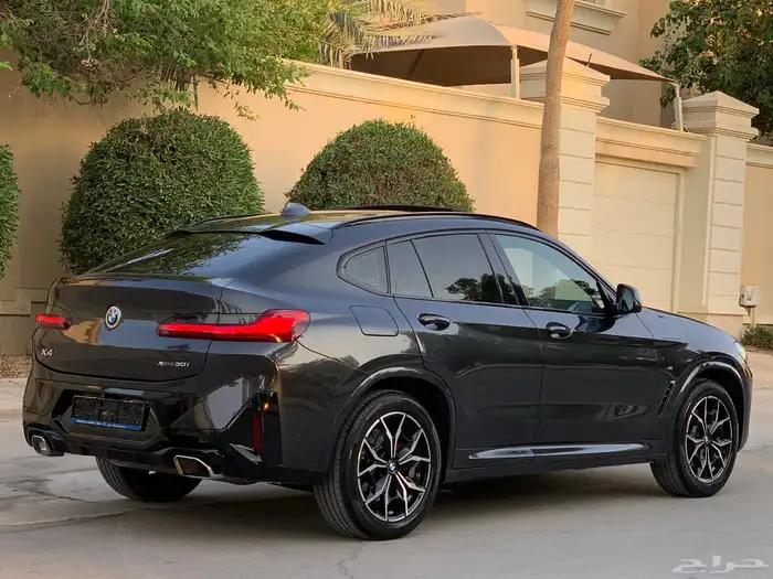 BMW X4 2022 نظييف جدا 17