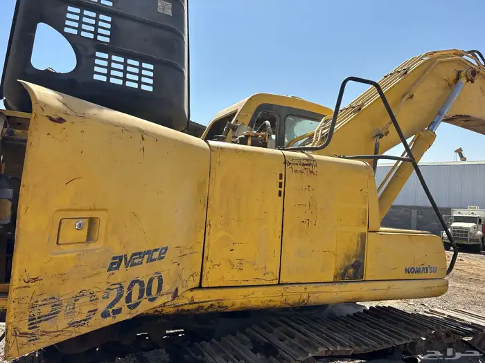 بوكلين كوماتسو موديل 2000 2