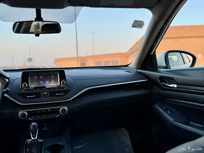 نيسان التيما SR 2021 بحالة الوكالة 12