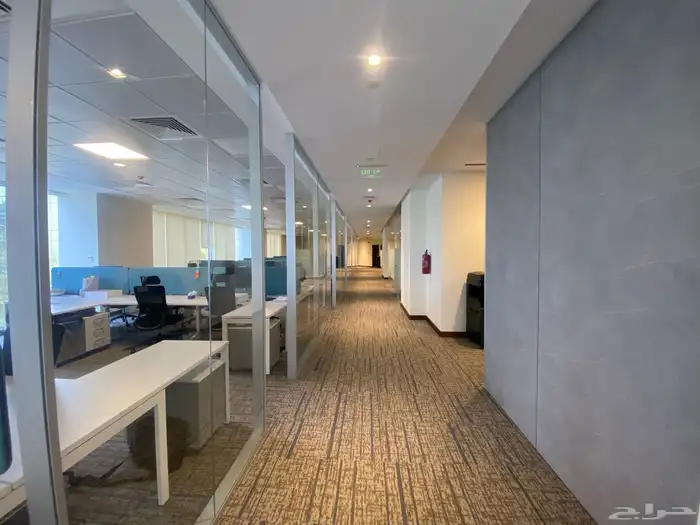 قواطع مكاتب زجاج مكاتب 8