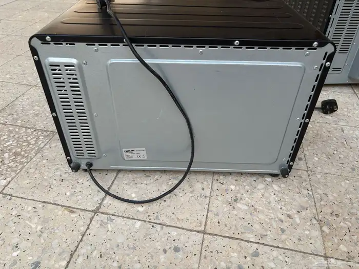 للبيع افران حجم كبير 9