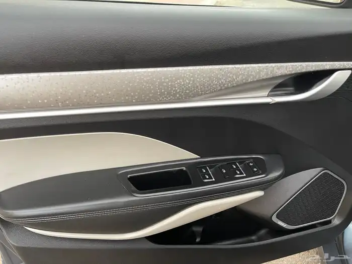 جيلي_بينراي_2022_نص فل 30