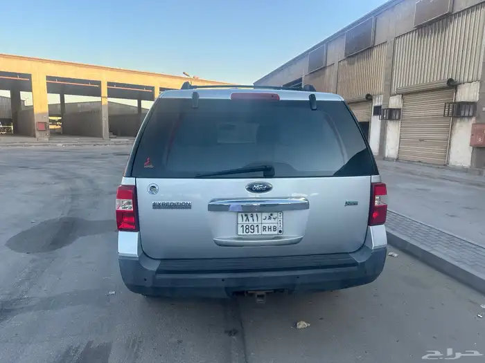فورد اكسبديشن 2012 19