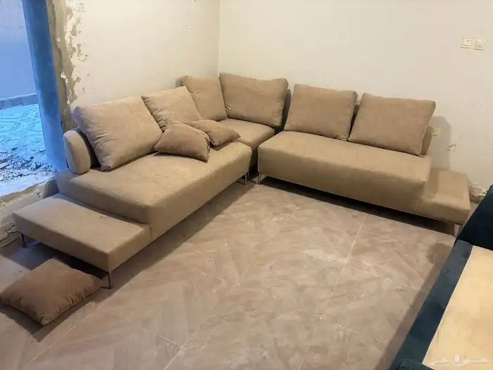 اغراض للبيع كنب امريكي غساله توماتيك مكتبه 8