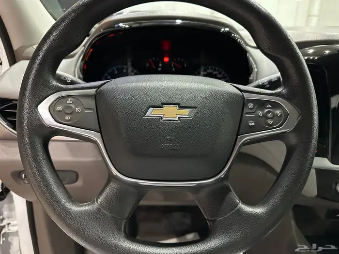 شيفورليه ترافيرس LS موديل 2018 نظيف 9