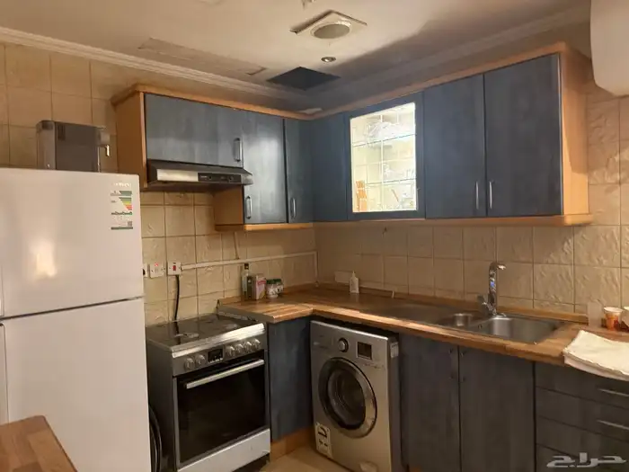 شقة مفروشة للتاجير الشهري بحي الحمرا 6