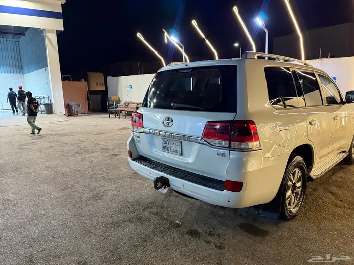 لاندكروزر 7