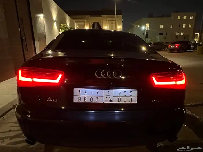 اودي A6 اللون اسود2014 نظيفة جدا 2